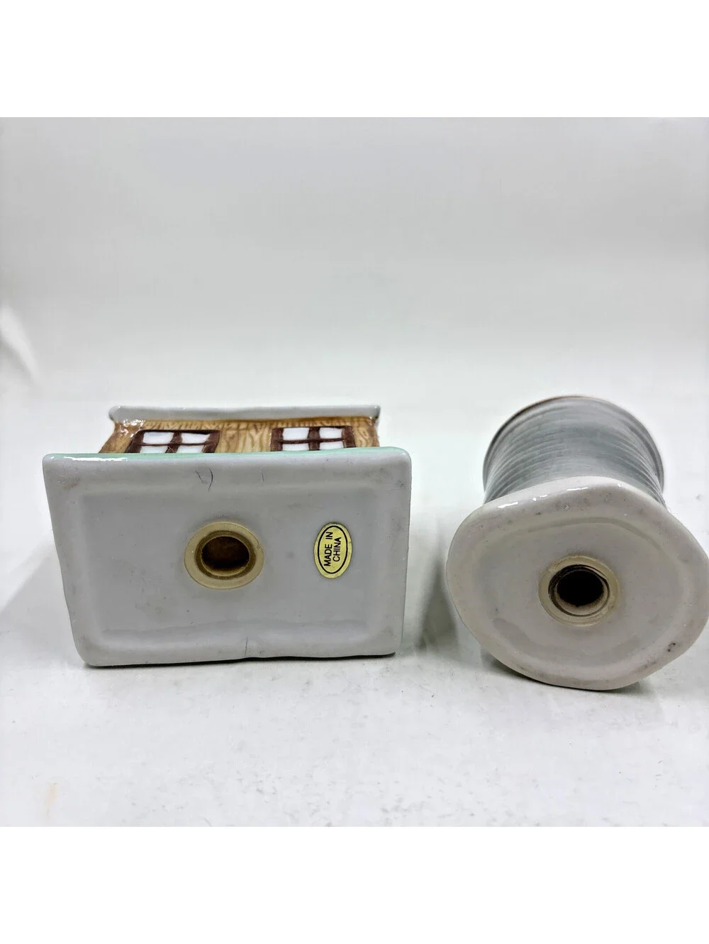 Vintage Barn And Silo Salt And Pepper Shakers RARE Version
